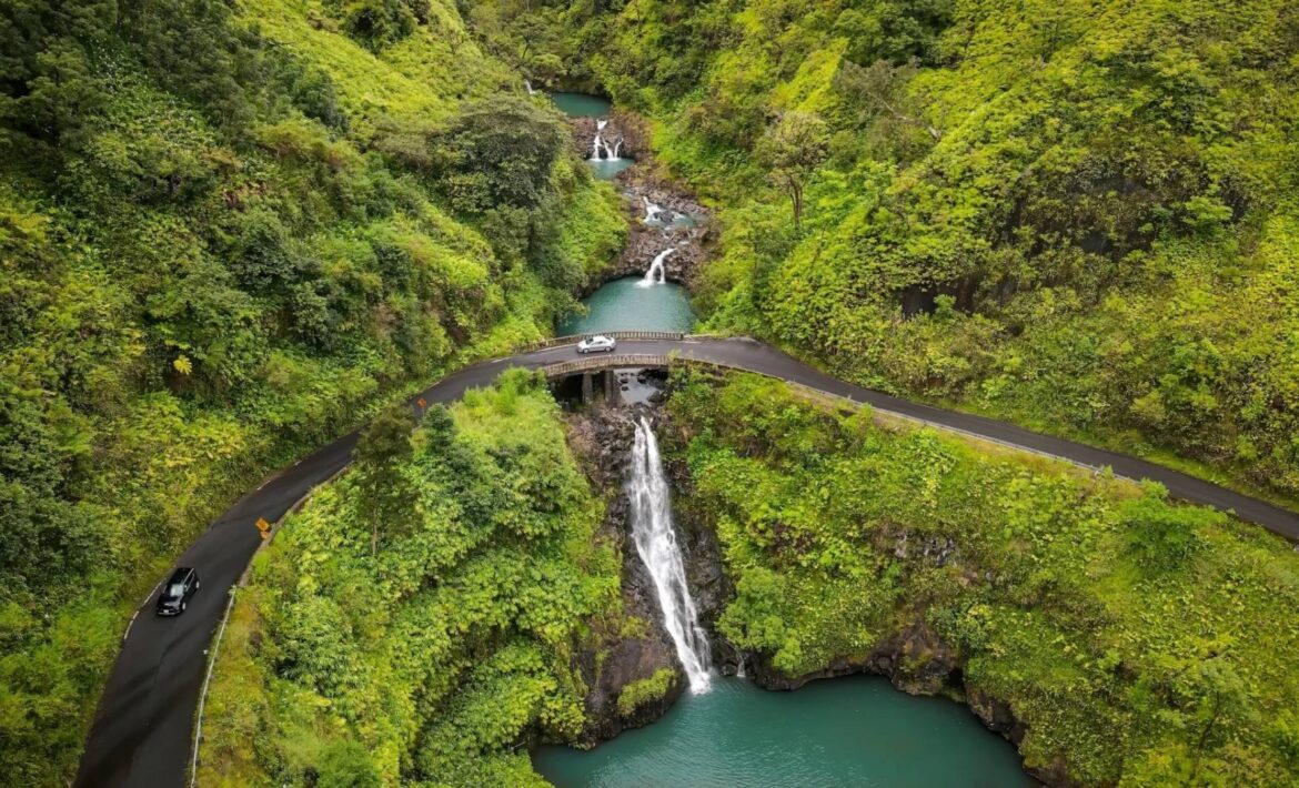 Hana tours in Maui